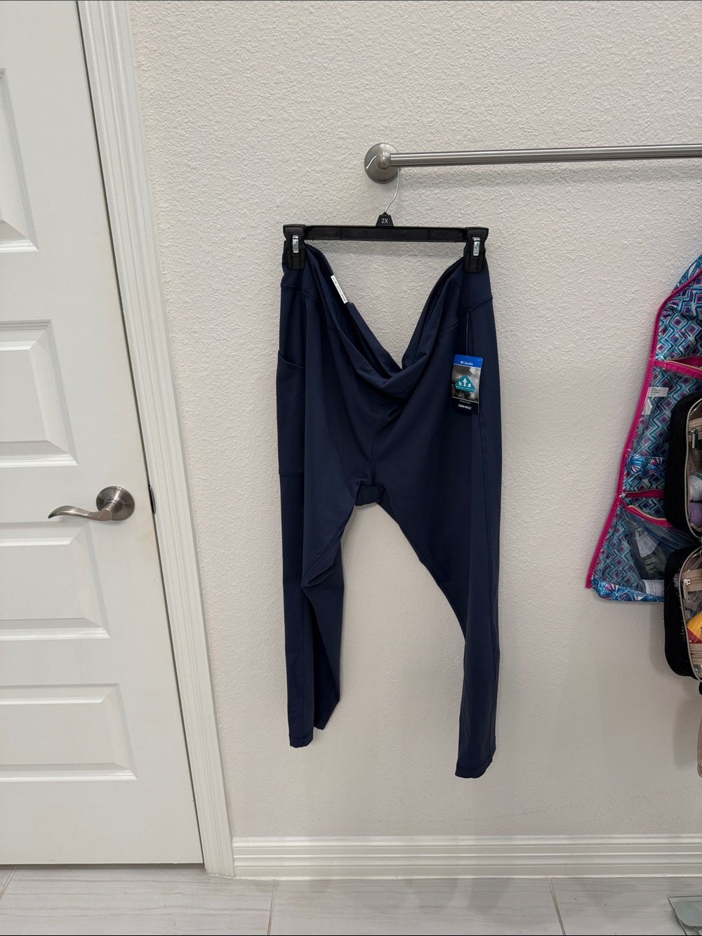 Columbia Deep Navy Women's Athletic Leggings